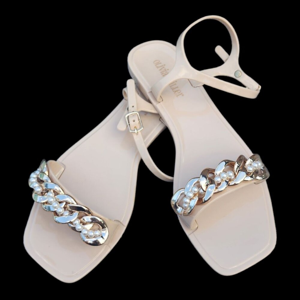 Olivia Miller Beige Sandals
